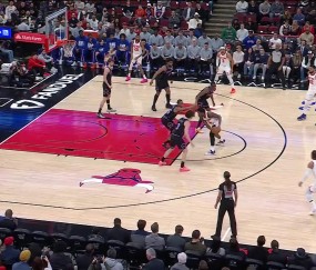 爱游戏娱乐入口-杜兰特在美国队比赛中失利芝加哥公牛围绕NBA季后赛篮板制胜，赛地聚焦——法国杯集结日热度飙升直接炸裂 